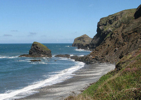 A%20trip%20to%20the%20beach_The%20rocky%20barrier